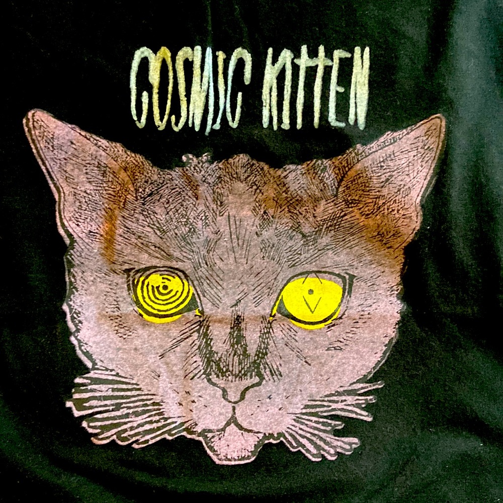 “COSMIC KITTEN” band T (L)